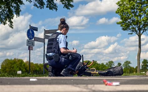 Wieder Schwerer Unfall Mit Radfahrer In Geldern