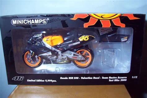 Minichamps Valentino Rossi Honda Nsr Test Bike