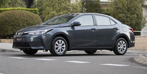 2017 Toyota Corolla Sedan Pricing And Specs New Looks More Kit And