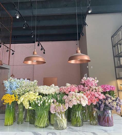 Araqs On Instagram What Are Your Favorite Flowers Dk Flowers House