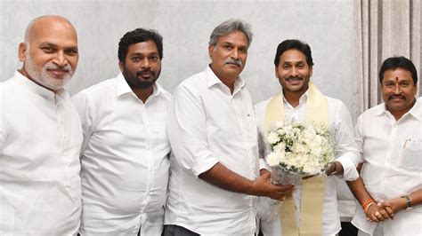 Vijayawada MP Kesineni Nani Quits TDP All Set To Join YSRCP The Hindu