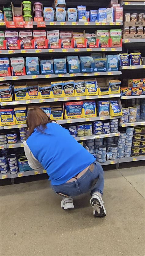 Mature Foreign Euro Walmart Worker Squatting Showing Sexy Purple G