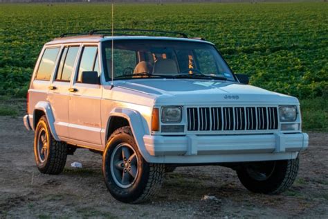 No Reserve 1996 Jeep Cherokee Classic For Sale On Bat Auctions Sold