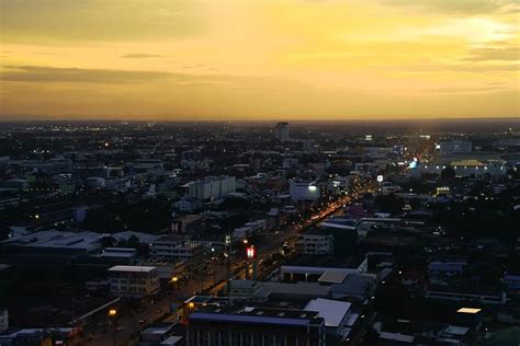 2024 Tour A Pie Por Nakhon Ratchasima Con Visita Al Parque Phimai