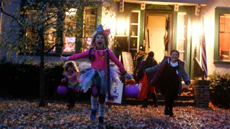 Beggars' Night schedule, Halloween trick-or-treat times for Des Moines