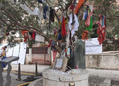 Liberainformazione Via D Amelio Diventi Un Giardino Alla Memoria Di