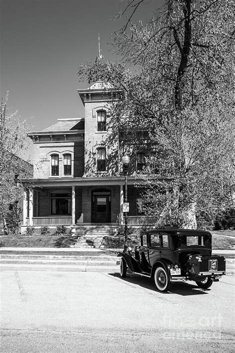 Crown Point Indiana Lake County Jail Black And White Photograph By Paul Velgos Fine Art America