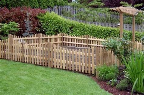 44 Easy And Cheap Backyard Privacy Fence Design Ideas Roundecor