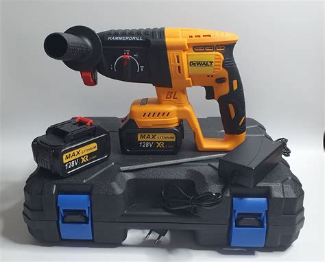 Dewalt Aku hilti bušilica 98v dve baterije Iksshop