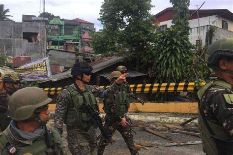 Military Officials Finally Cross Marawi Bridges Retaken From Maute