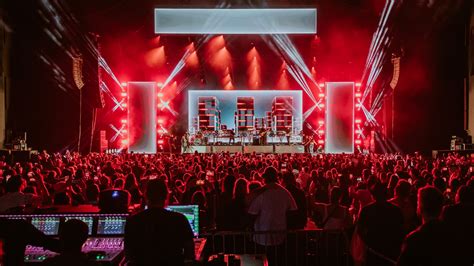 Hot Summer Nights Tour Meyer Sound