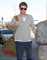 Actualizado Fotos de Liam Hemsworth en el Aeropuerto de Los Ángeles