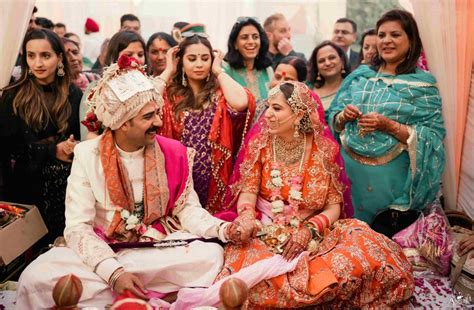 This Couples Pahadi Wedding Pictures Will Warm Your Heart Shaadiwish