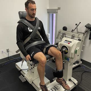 Quadriceps strength testing on an isokinetic dynamometer. | Download ...