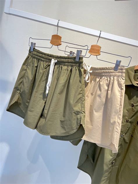 Short In Cotone Ampio Verde Militare Vicolo Scintille Store