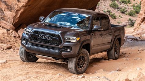 32 Best Images Toyota Tacoma Trd Sport Vs Off Road 2021 Toyota Tacoma ...