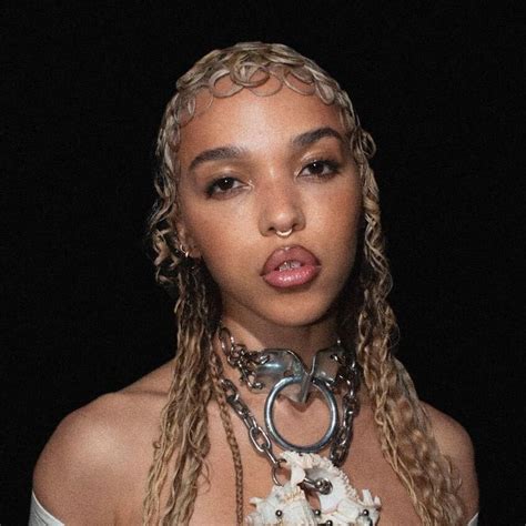 Fka Twigs Lyrics Songs And Albums Genius