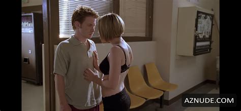 PAIGE MOSS Nude AZNude