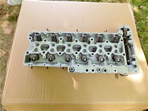 Mercedes 280 SL SLC CE SE W107 W123 M110 Cylinder Head R1100161201 No