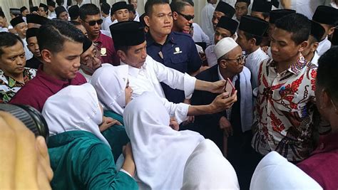 4 Tahun Jokowi JK Mensos Klaim Kemiskinan Di Indonesia Menurun