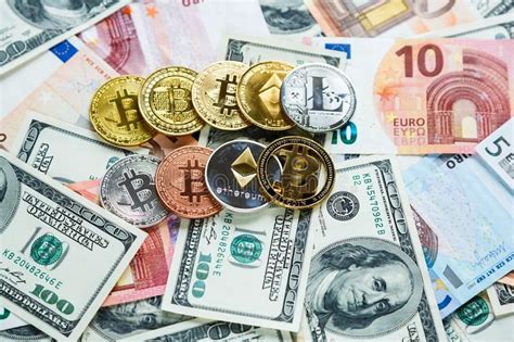 Inventa Bitcoin Moeda Cripto E Dinheiro Tradicional A Escolha Do