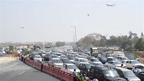 Diversion Trials On Delhi Gurugram Expressway In Nh 48 Chokes Traffic