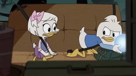 Fly Pow Bye Ducktales The Secret S Of Castle Mcduck