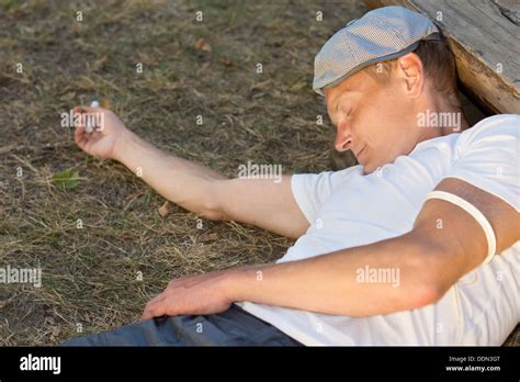 Tot Bewusstlos Fotos Und Bildmaterial In Hoher Aufl Sung Alamy