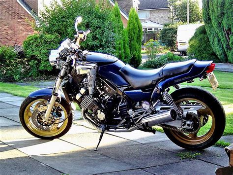 1988 Yamaha Fzx 750 Moto Zombdrive