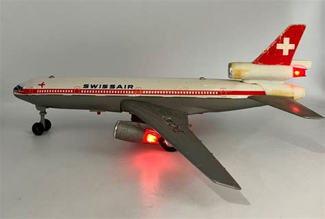 70er Swissair DC 10 Blechspielzeug Hongkong Kaufen Auf Ricardo