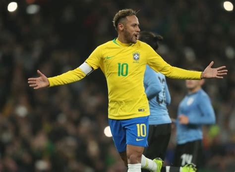 Neymar Marca De P Nalti E Brasil Vence Uruguai Portal Di Rio Do A O