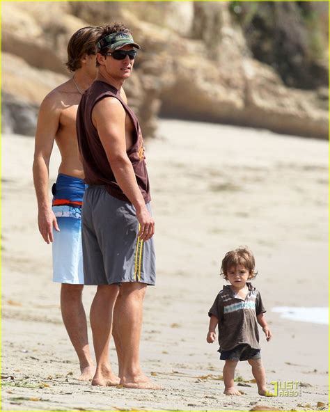 Matthew McConaughey: Levi is a Little Surfer Dude!: Photo 2169072 | Camila Alves, Celebrity ...