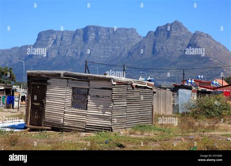 Shacks cape town hi-res stock photography and images - Alamy