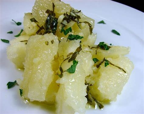 Yuca Delights With Mojo Or Spicy Mayo Ketchup Yuca Recipe Puerto