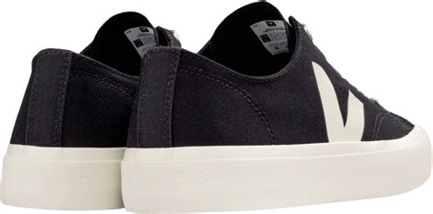 Veja Wata Ii Low Canvas Black Pierre Karltex Se