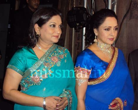 Dream Girl Hema Malini Shines Brighter Than A Diamond On Day 2 Of Iijw