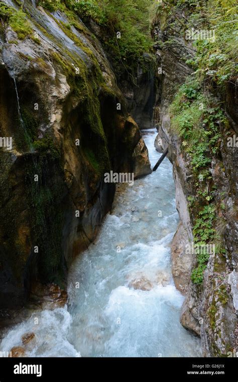 Deep Ravine Hi Res Stock Photography And Images Alamy