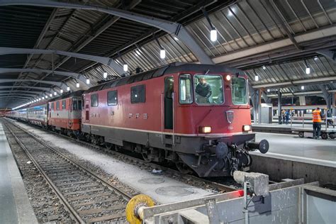 SBB Re 4 4 11149 11109 Zürich Hbf arrival with EC164 fro Flickr