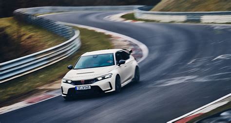 Hondas Civic Type R FL5 Retakes Fastest FWD Time At The Nurburgring