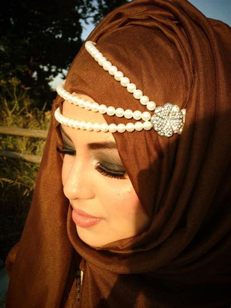 18 Cute Ways To Tie Hijab With Different Outfits