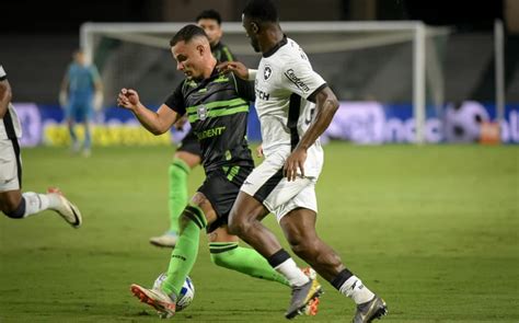 Botafogo Sofre Gol No Ltimo Minuto Empata O Coritiba E Se