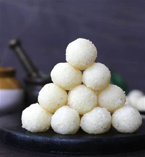 Coconut Ladoo Recipe Nariyal Laddu Easy Ladoo Cook With Kushi