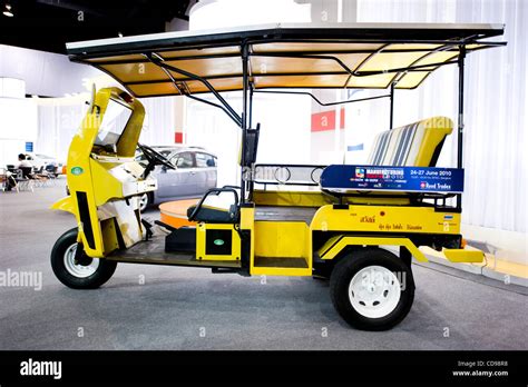 Solar Auto Rickshaw Atelier Yuwa Ciao Jp