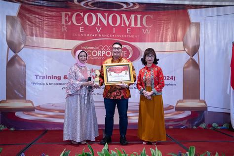 Top Brantas Abipraya Raih Best Gcg Award Dari Economic Review