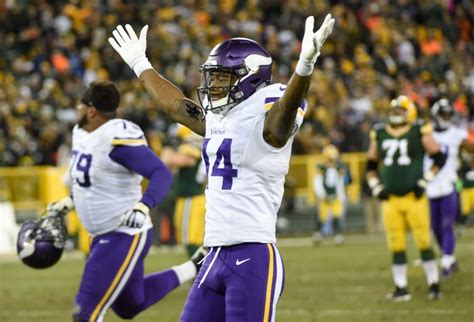 Minnesota Vikings At Green Bay Packers Week 17 Game Review