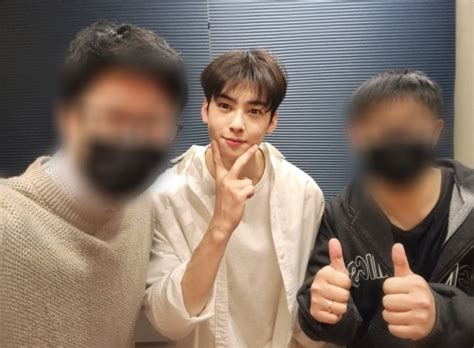 Nunu Bear On Twitter Cha Eunwoo X Peder Elias Bonfire