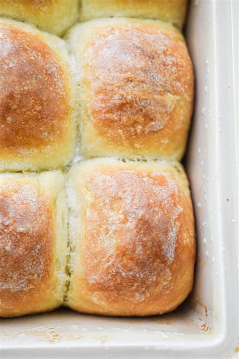 Soft Buttery Sourdough Discard Dinner Rolls Lynn S Way Of Life