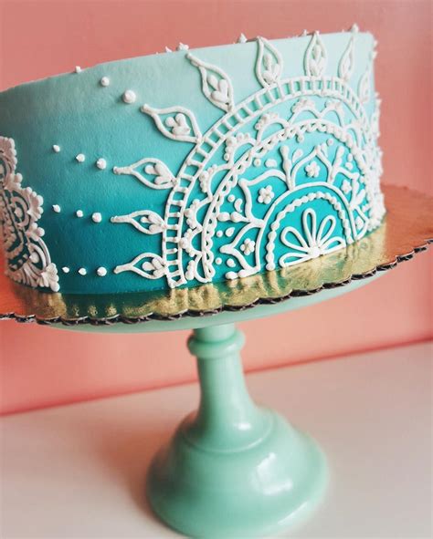 Gorgeous Henna Buttercream Ombré Cake By 2tarts 2tartsbakery