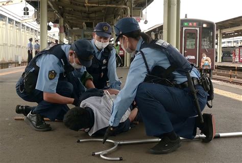 列車内の凶行どう対処 Jr鳥取駅で不審者対応訓練 日本海新聞 Netnihonkai