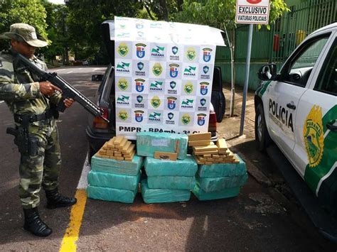 Adolescente é apreendido dirigindo carro 150 kg de maconha em